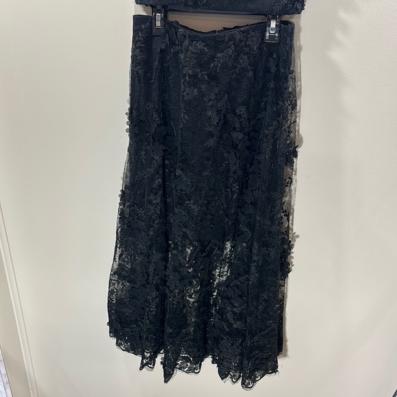 Dress The Population Black Lace Two Piece Lace Crop Top & Midi Skirt Size Small - Picture 3 of 16